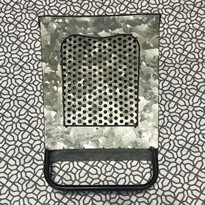 Metallic Grater with Handle